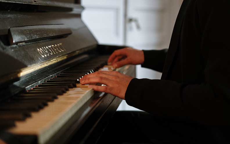 beginner piano